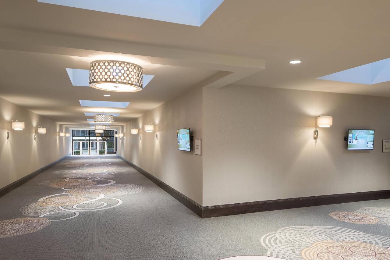 Sheraton Vancouver Airport Hotel Richmond Exterior photo